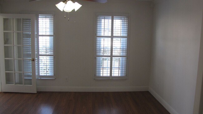 Building Photo - Well-kept 3 bedroom 2 1/2 bath home in the heart of Clemmons