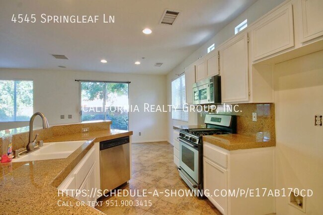 Building Photo - 4545 springleaf Ln