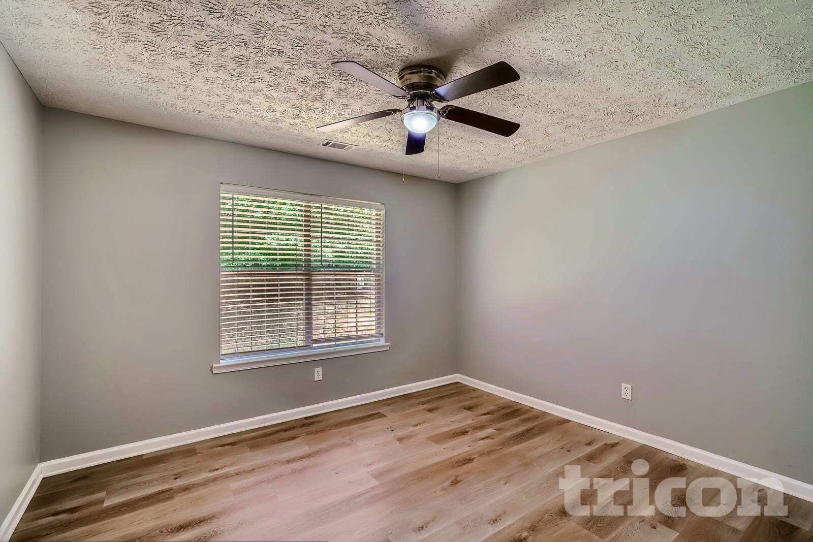 Building Photo - 210 Pebble Creek Dr