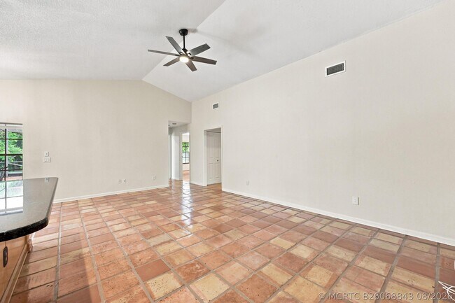 Building Photo - 10798 Cypress Bend Dr