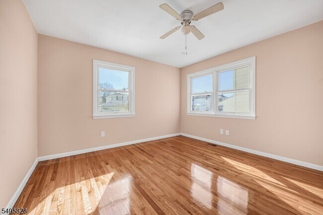 Building Photo - 686 Gates Terrace