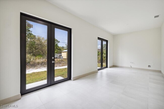 Building Photo - 1707 McKinley Ave