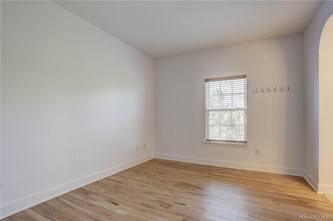 Building Photo - Incredible Townhome in the Hampden Town Ce...
