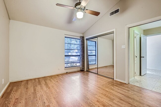 Building Photo - Charming 2-BR/2-Bath Home in the Heart of ...