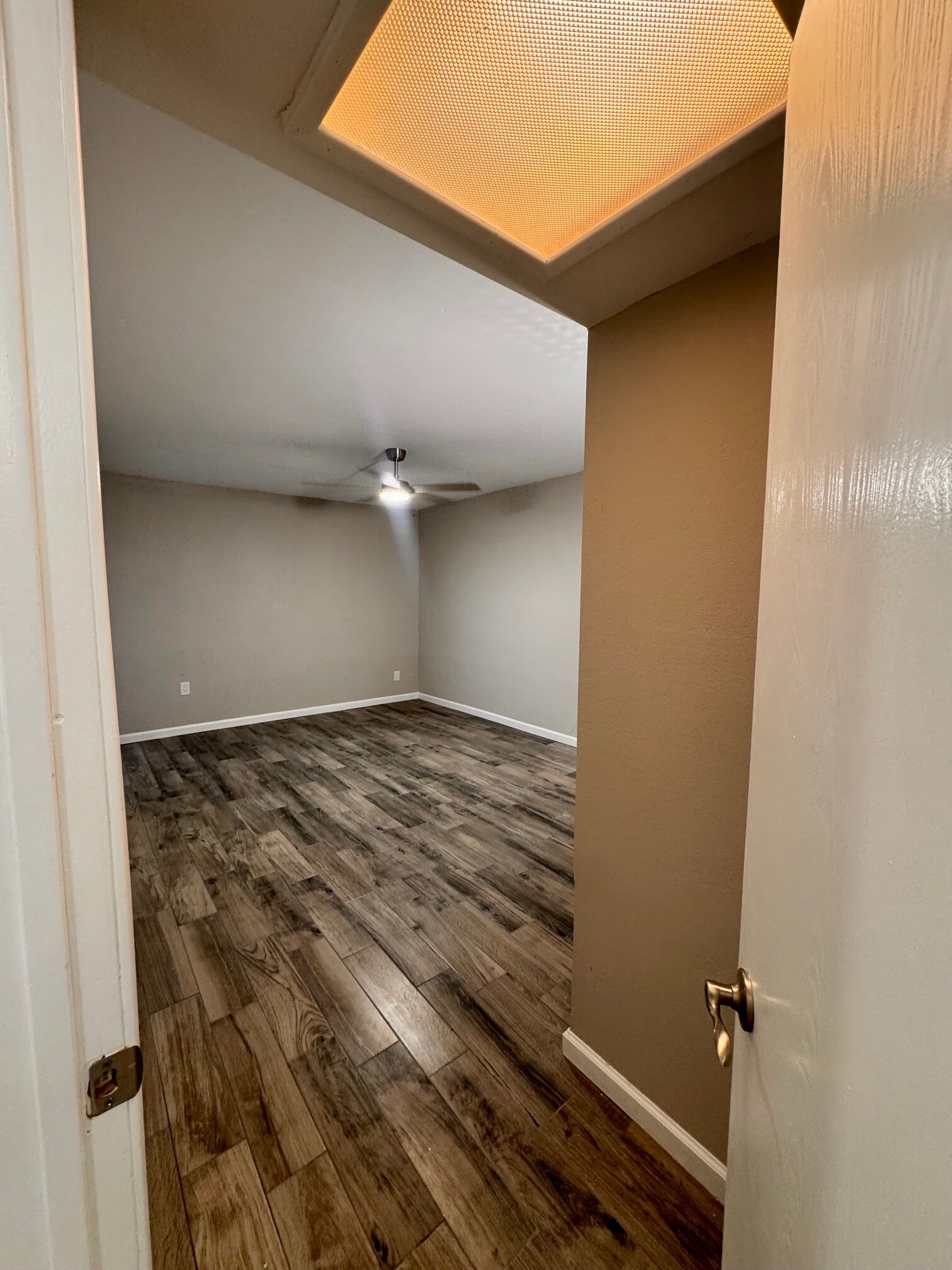 Master bedroom - 4172 N Western Winds Dr