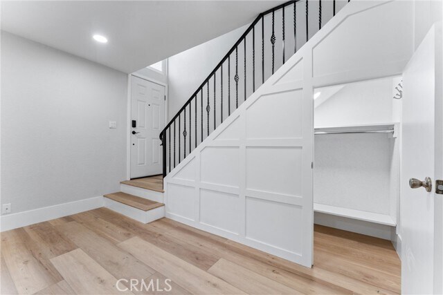 Building Photo - 44 Elksford Ave