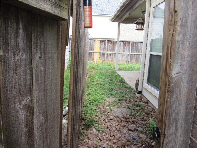Building Photo - 13514 Villa Arbor Dr