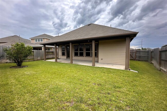 Building Photo - 25302 Farmdale Ln