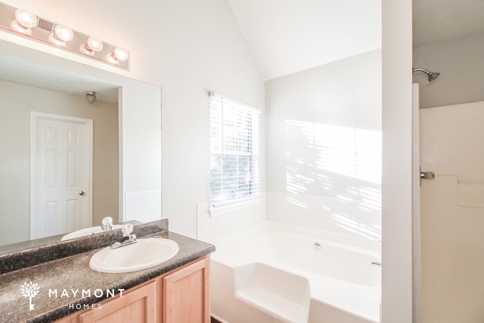 Building Photo - 2382 Wellborn Hills Pl