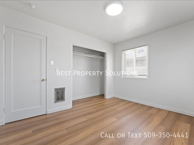 Building Photo - 810 S Fairbanks-