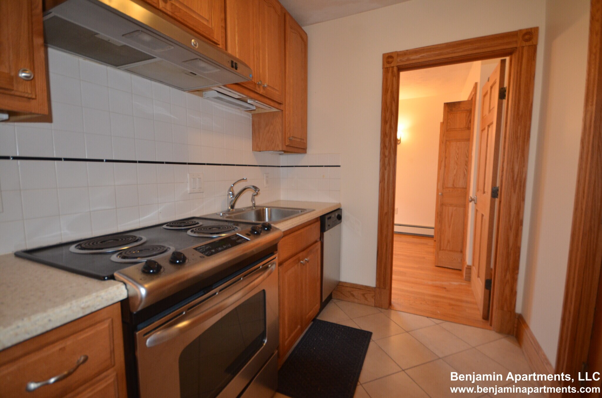 Building Photo - 89 Myrtle St