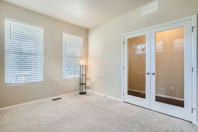 Building Photo - 15904 E Otero Cir