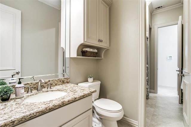 Building Photo - 602 Logans Ln