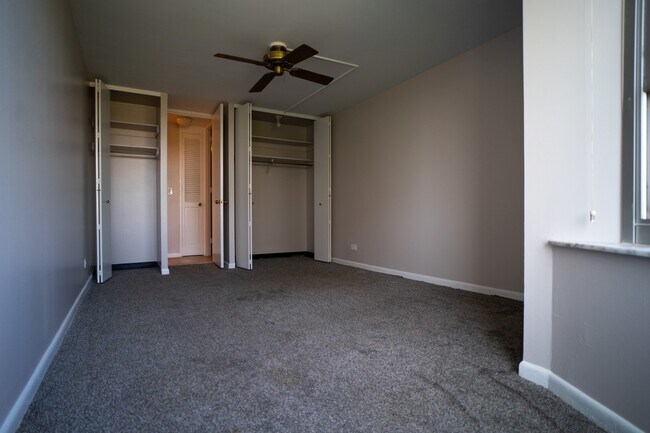 Building Photo - 720 W Gordon Terrace