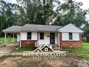 Building Photo - Updated Home Located in Millington!