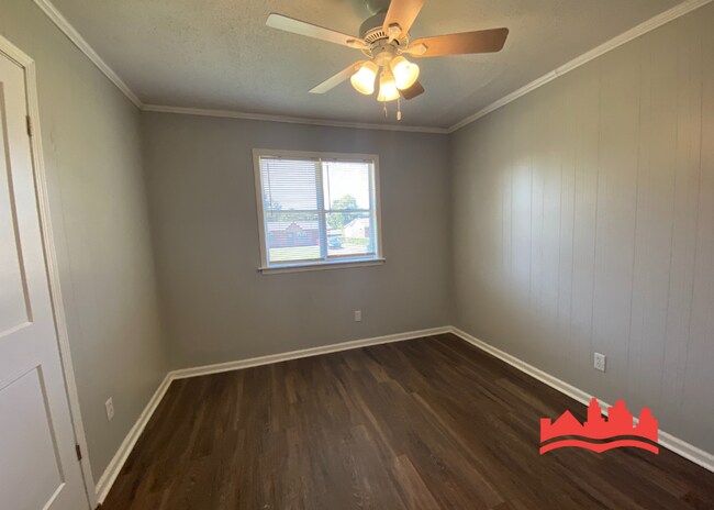 Building Photo - 4016 Trevathan Cir