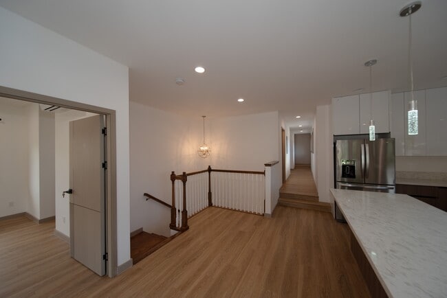 Building Photo - 2056 10th Ave