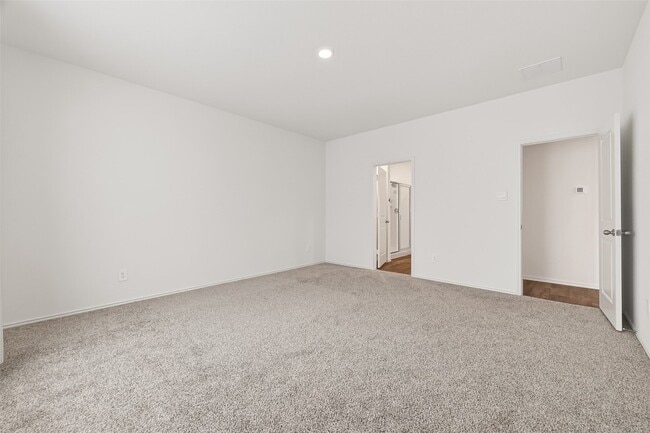 Building Photo - 4242 Wilsford Oak Wy