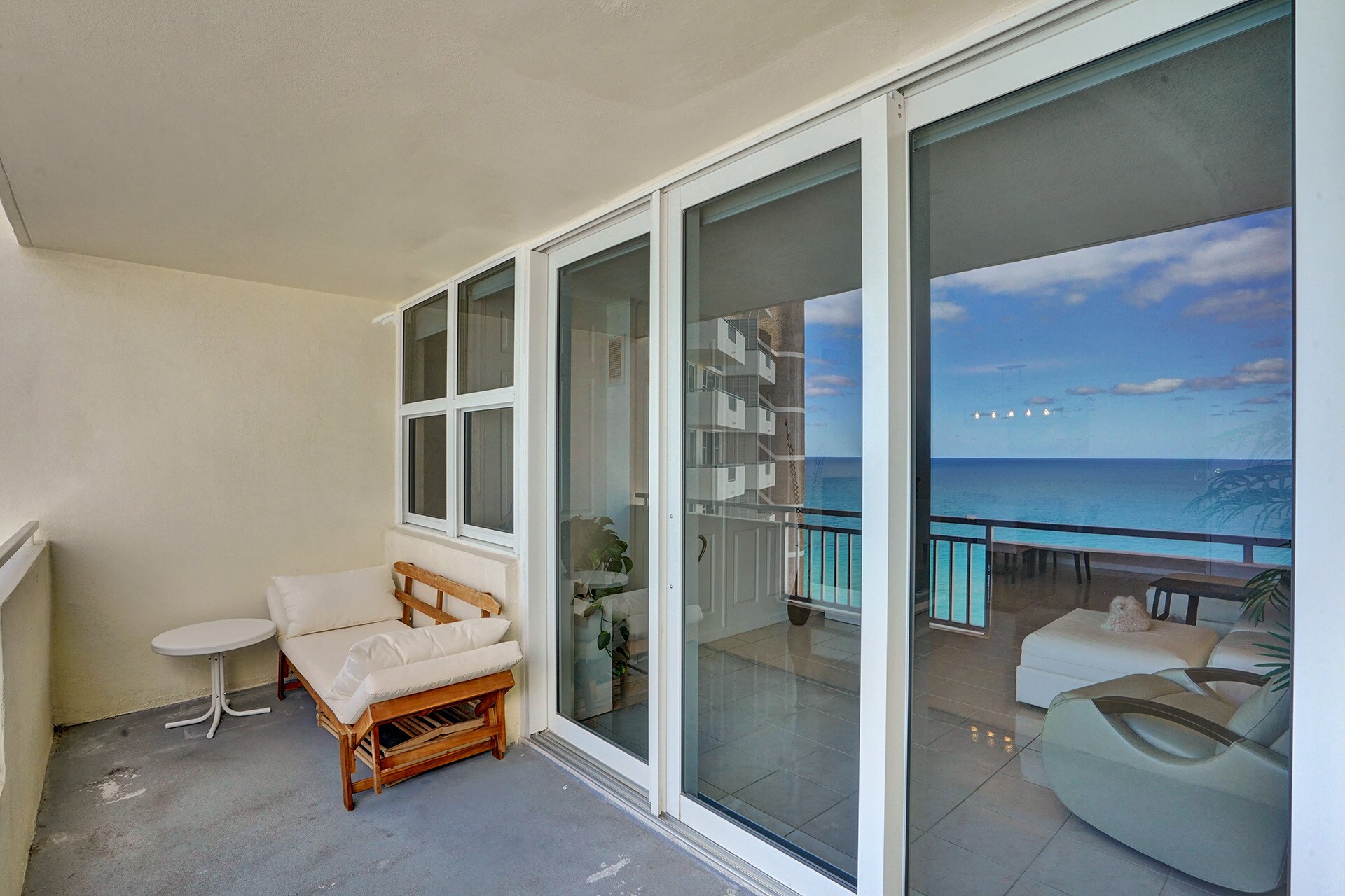 Building Photo - 3180 S Ocean Dr