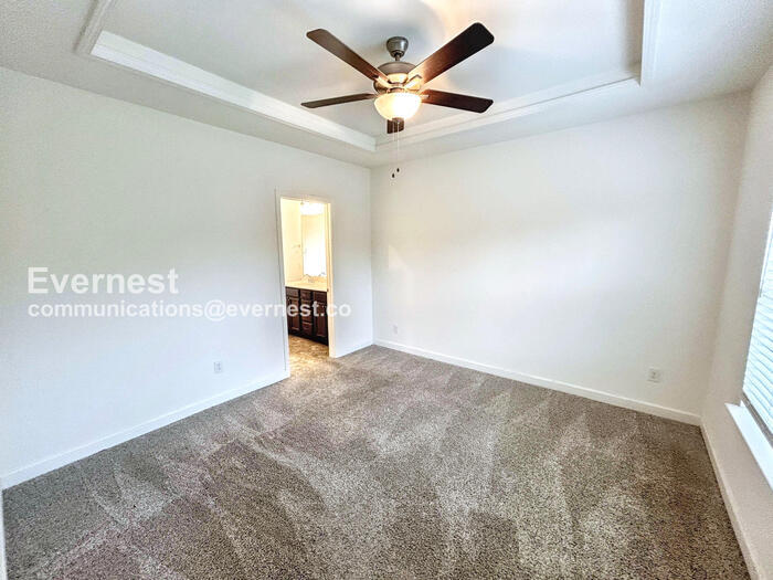 Building Photo - 787 Coopers Way