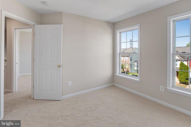 Building Photo - 15519 Exmore Ct