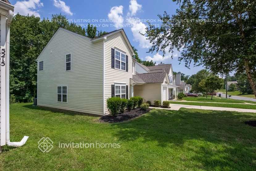 Building Photo - 5219 Grass Ridge Dr