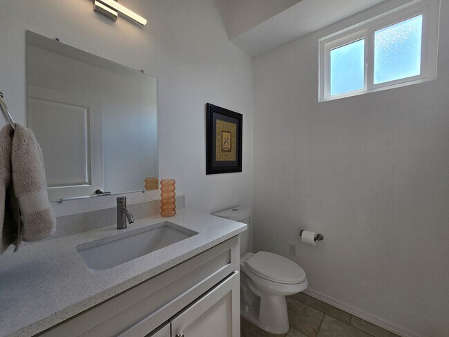 Building Photo - 2822 Camino Mendoza
