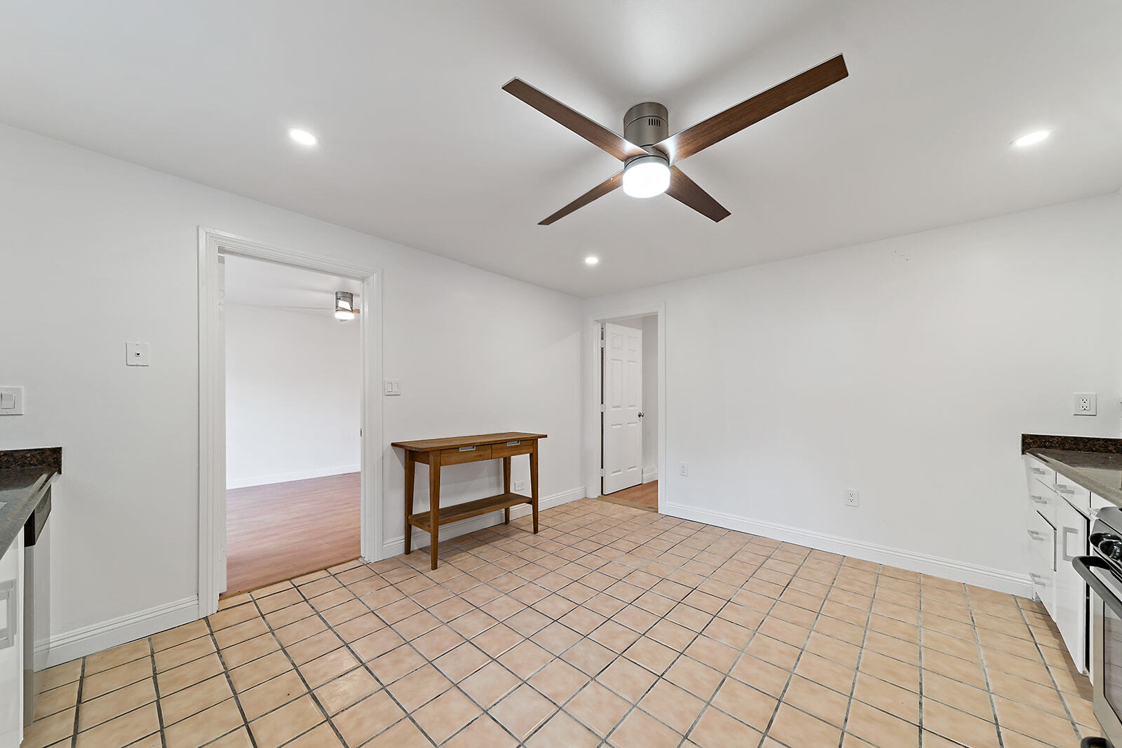 Building Photo - 1818 Wollam St