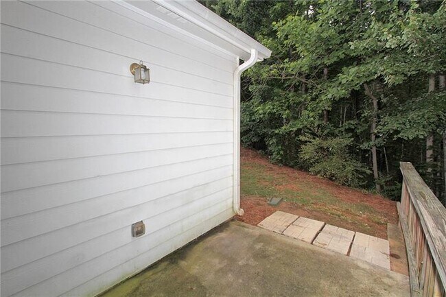 Building Photo - 4739 Autumn Rose Trail