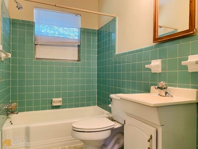 Building Photo - 6 Ozmore St