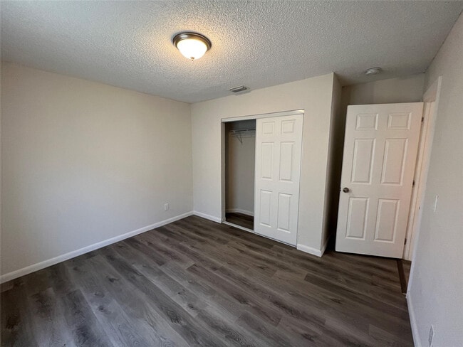 Building Photo - 312 Carissa Dr