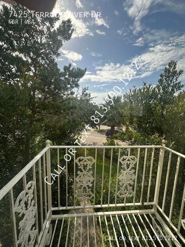 Building Photo - 7425 Terrace River Dr