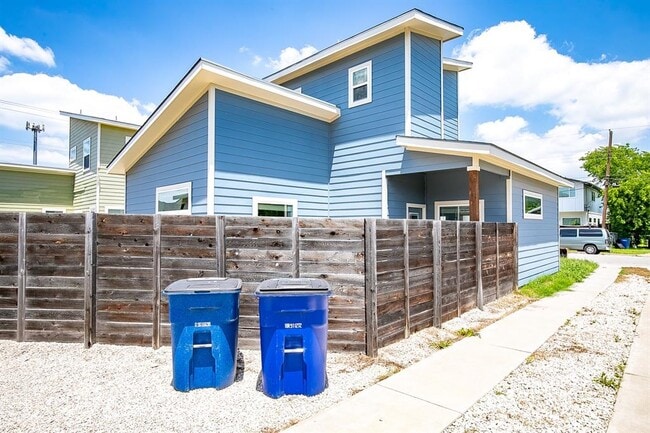 Building Photo - 6303 Santos St