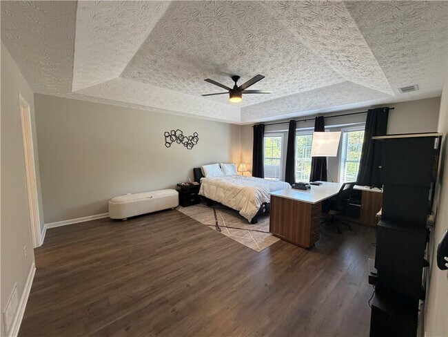 Building Photo - 934 Bay Ridge Dr