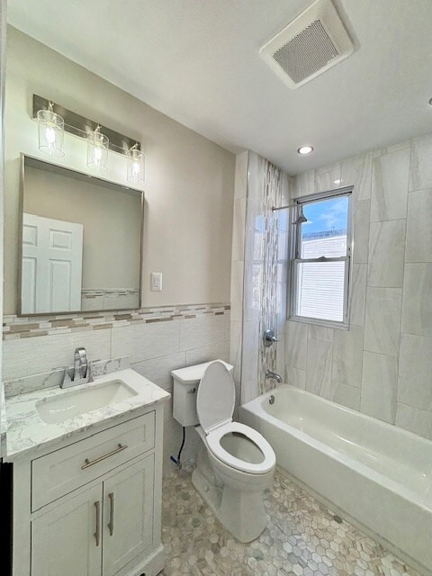 Bathroom - 233 21st St