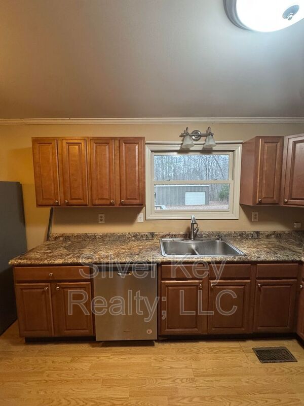 Building Photo - 200 Co Rd 439