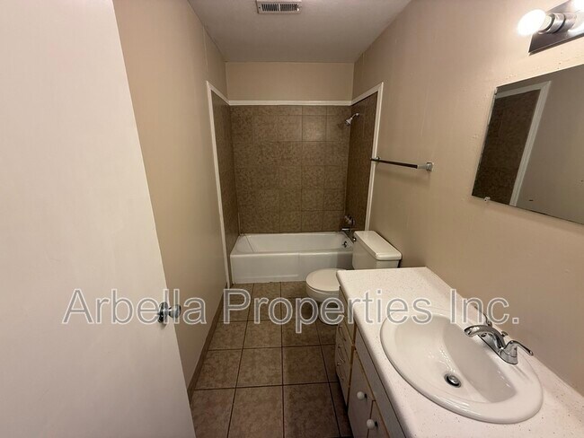 Building Photo - 1714 TN-93