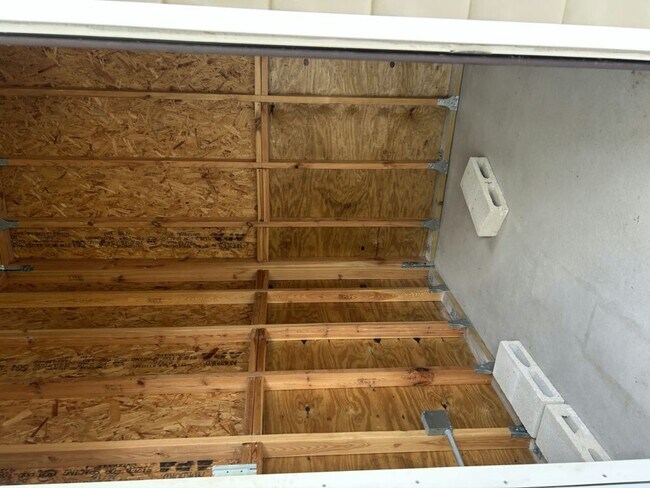 Building Photo - 456 Cecilia Dr
