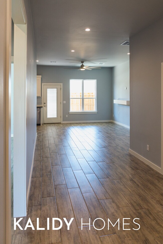 Building Photo - 629 Remington Ave