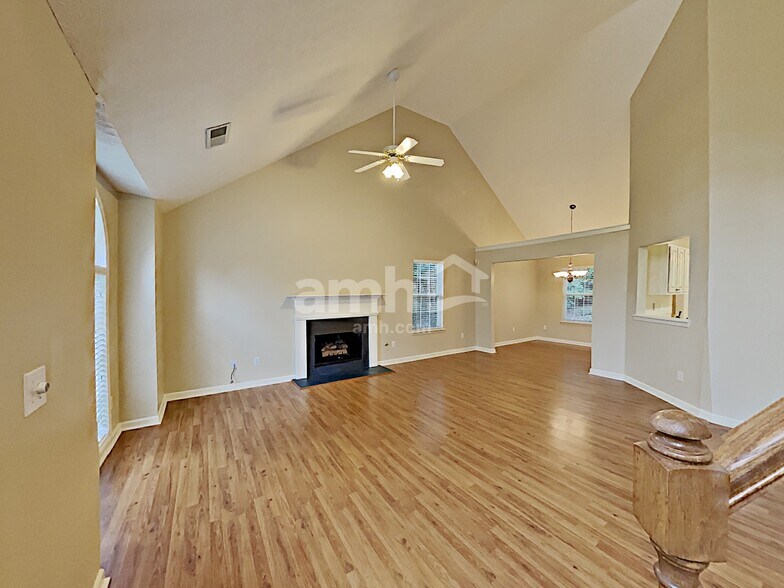 Building Photo - 1714 English Ivey Ln