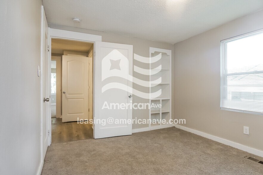 Building Photo - 1612 8th St