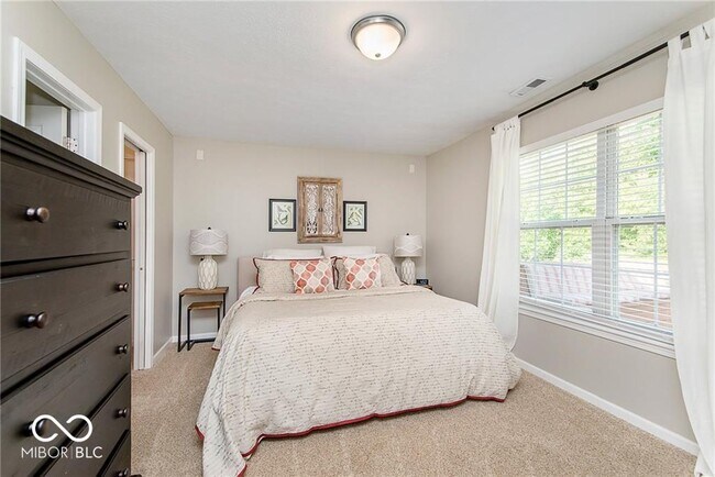 Building Photo - 14947 Mia Dr