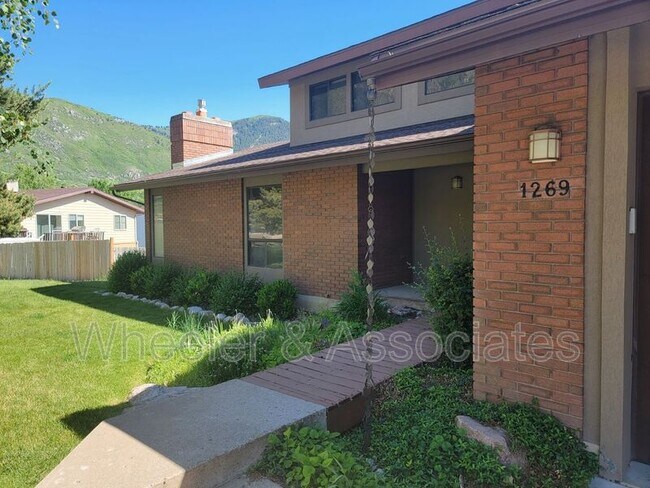 Building Photo - 1269 E 3075 N