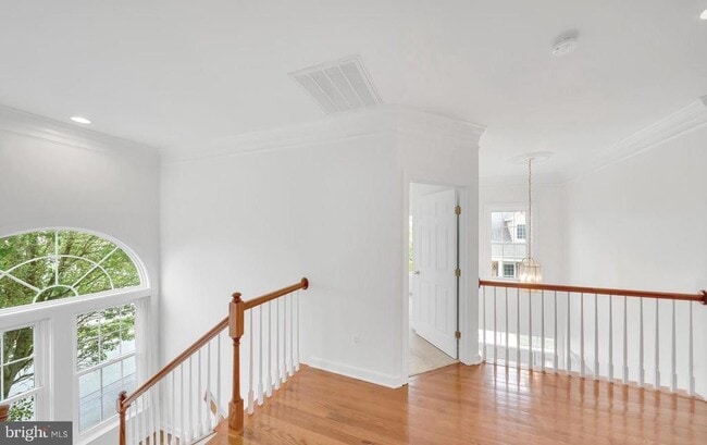 Building Photo - 224 Sundance Ln