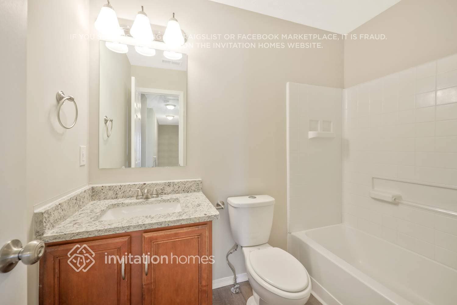 Building Photo - 2888 Creekbend Dr