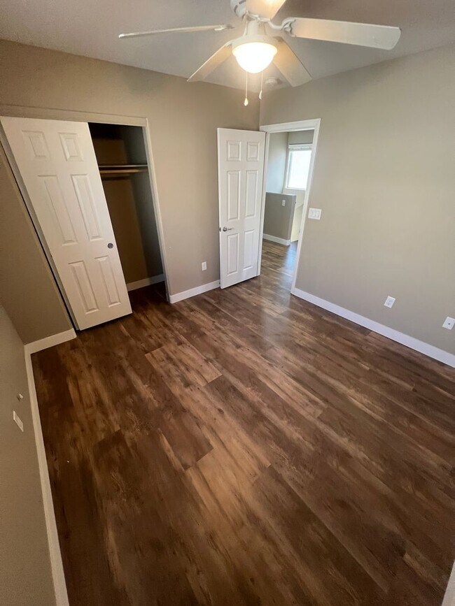 Building Photo - Located in the Southwest 3 Bed | 2.5 Bath | Loft | 2-Car Garage spacious backyard