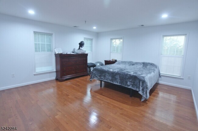 Building Photo - 39 Indian Trail