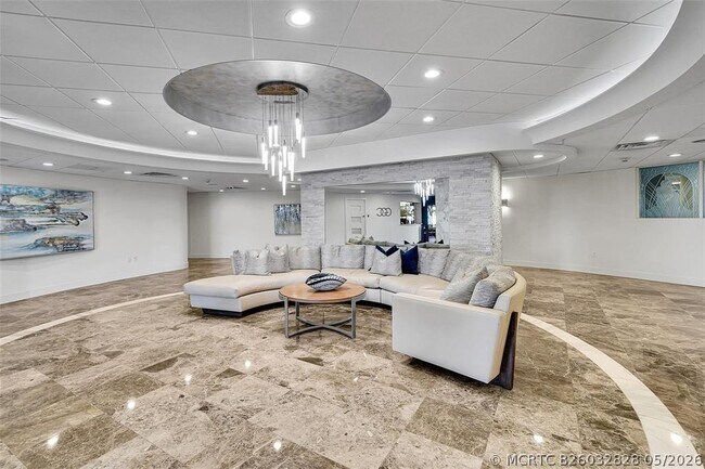 Building Photo - 3800 Galt Ocean Dr