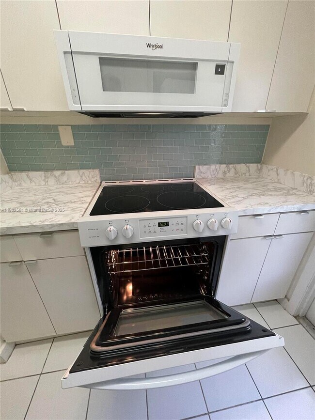 Building Photo - 1450 Atlantic Shores Blvd