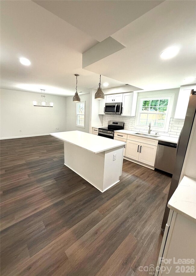 Building Photo - 5406 Barrington Dr